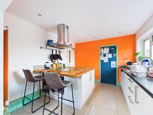 Photo 5- click for photo gallery